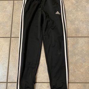 Boys adidas joggers size medium (10-12) small floor burn on knee